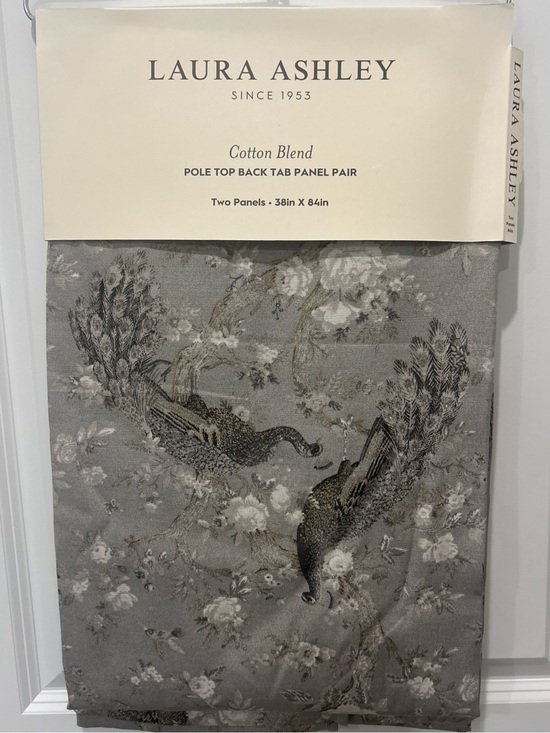 Other - Laura Ashley GRAY Peacock and Floral 38”x 84” Belvedere Taupe